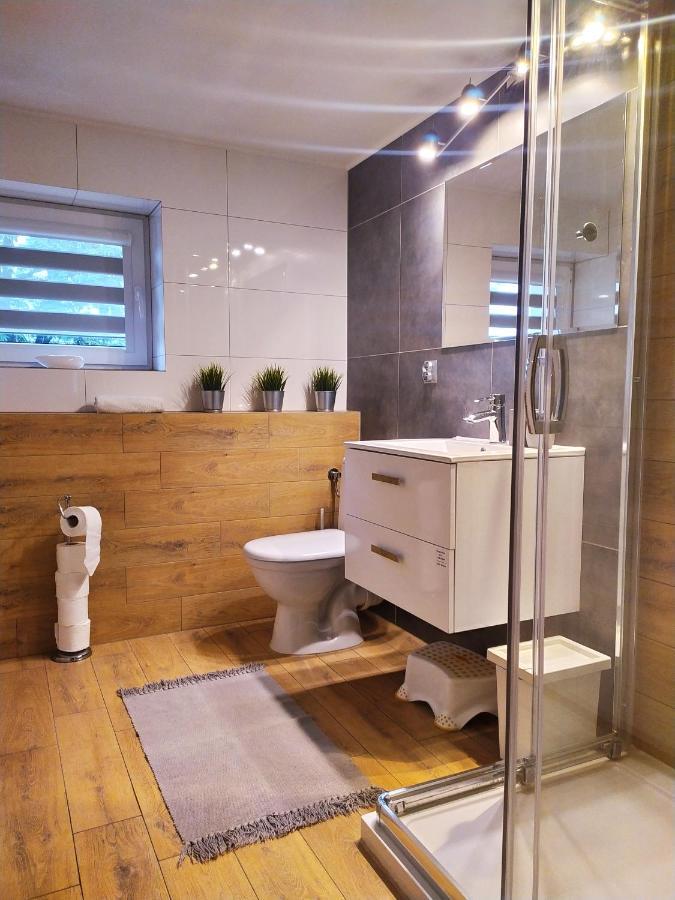 Pokoje I Apartamenty Na Szkolnej Затор Екстериор снимка